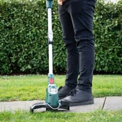 Webb 20VLT 20v 2Ah Cordless Line Trimmer -Garden Bulbs Store 180266 3