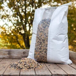 All Year Round DeLuxe 14 Ingredient Wild Bird Food